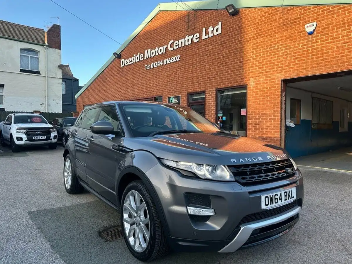 2015-land-rover-range-rover-evoque-22sd4-dynamic-hatchback-5d-big-39