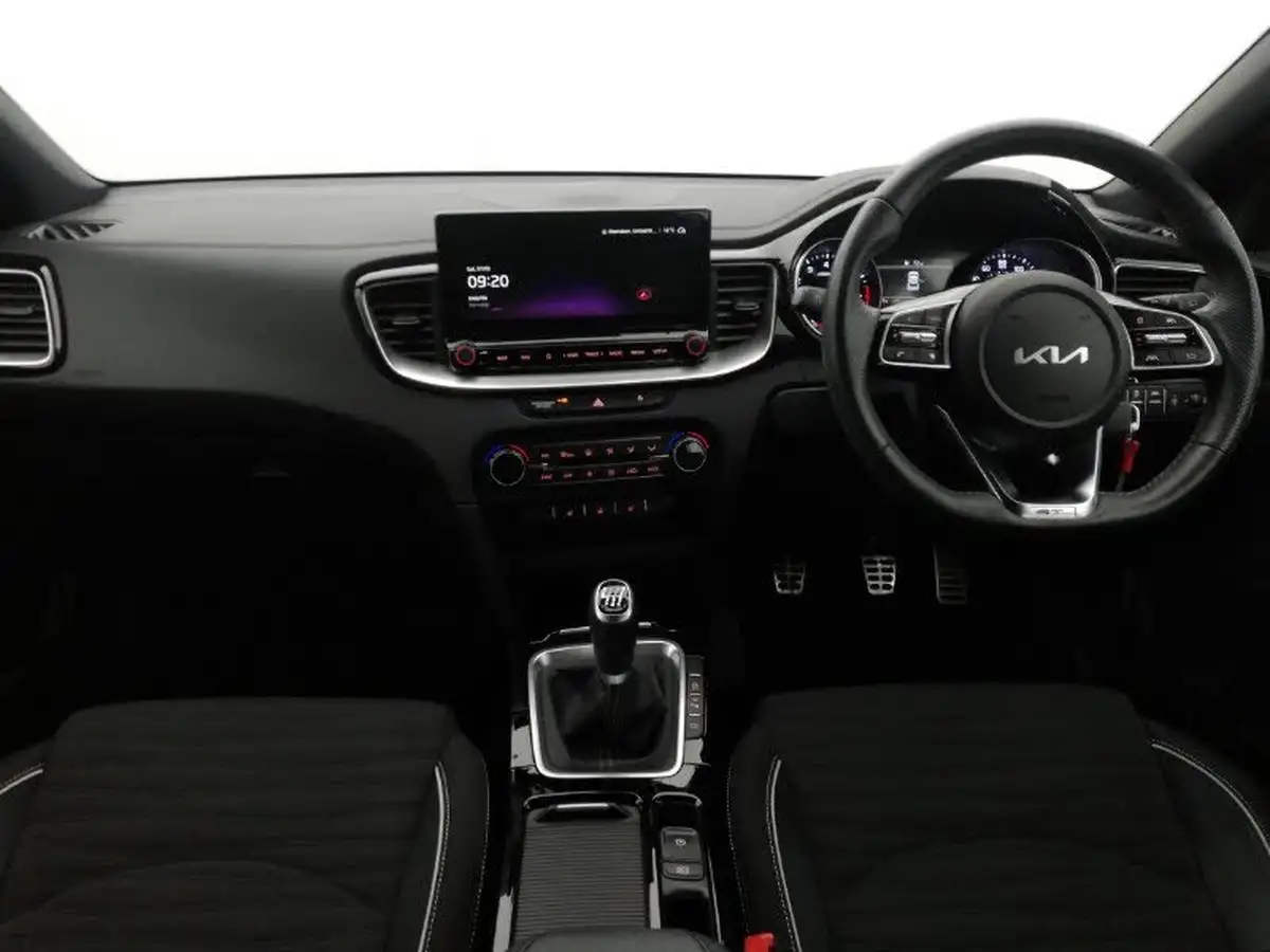 2023-kia-xceed-15-t-gdi-gt-line-158bhp-big-2