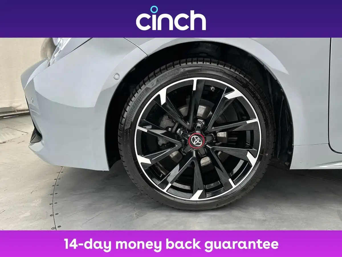 2021-toyota-corolla-18-vvt-i-gr-sport-trk-hatchback-big-16