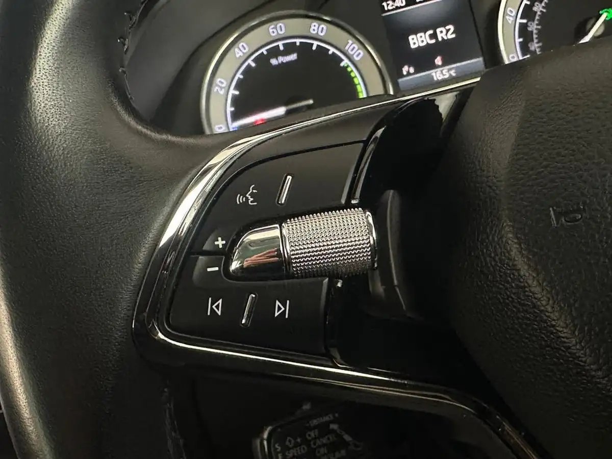 2020-skoda-superb-14-tsi-se-l-estate-big-28