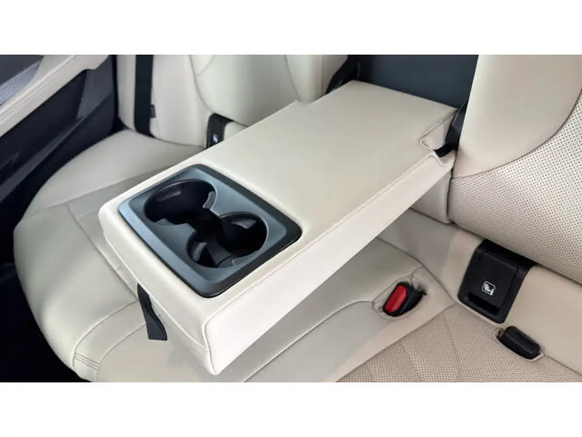 2025-bmw-2-series-20-220i-m-sport-168bhp-gran-4d-1499cc-auto-big-41