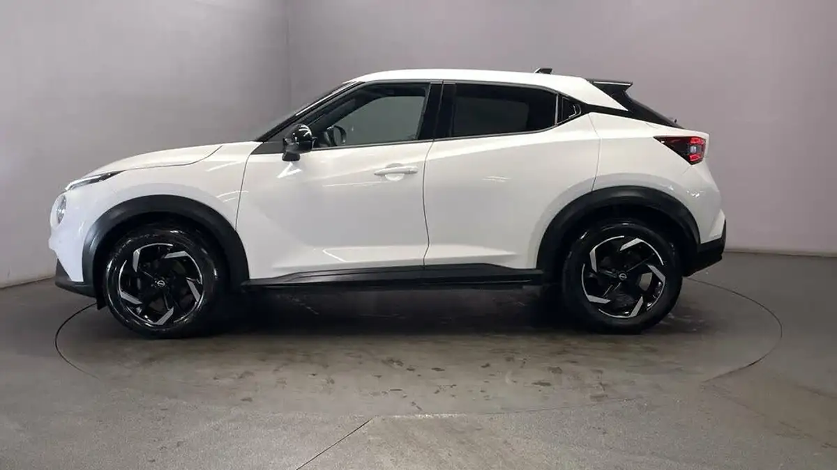 2023-nissan-juke-10-dig-t-n-connecta-big-4