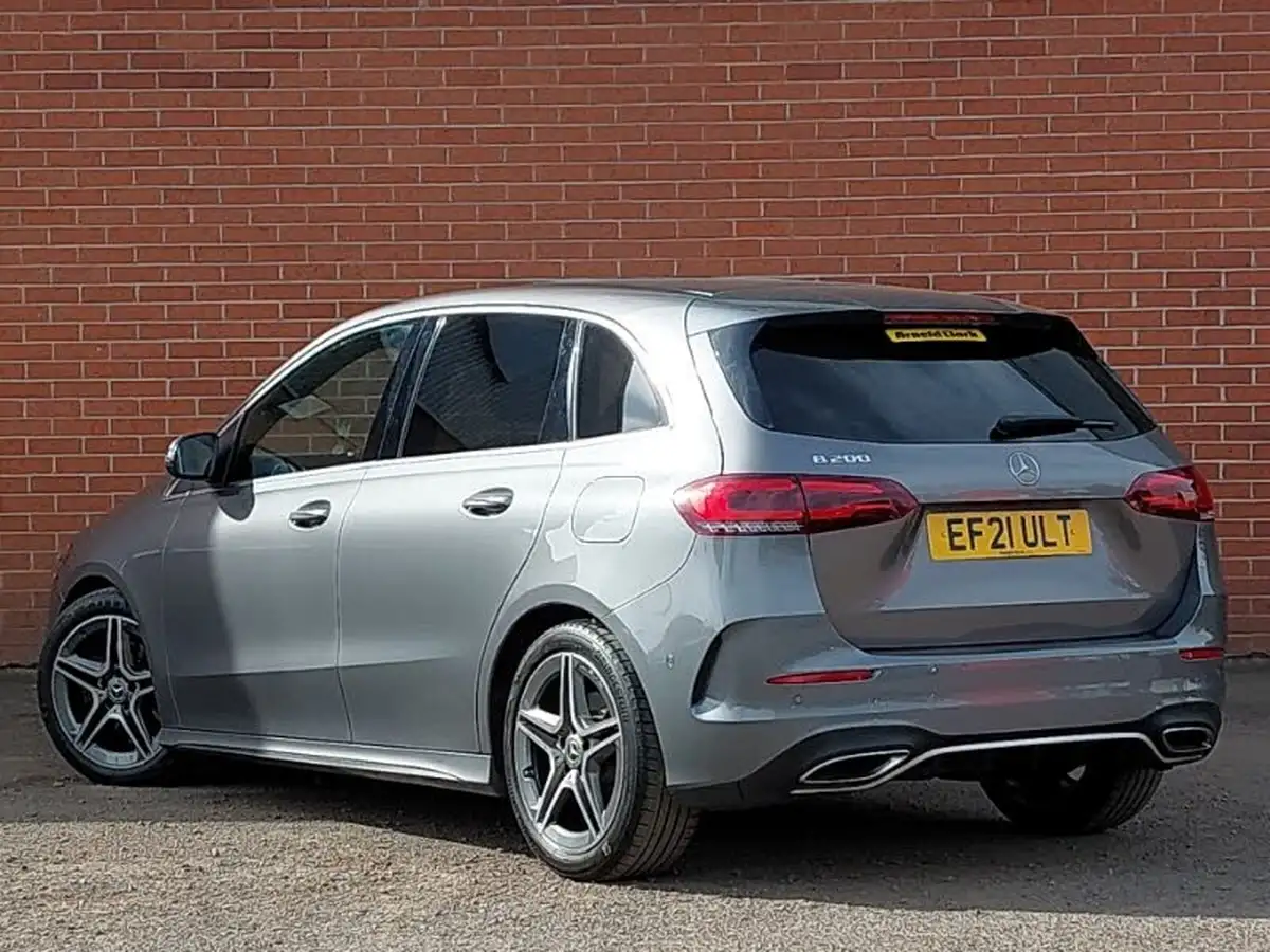 2021-mercedes-benz-b-class-13-b200-amg-line-executive-big-1