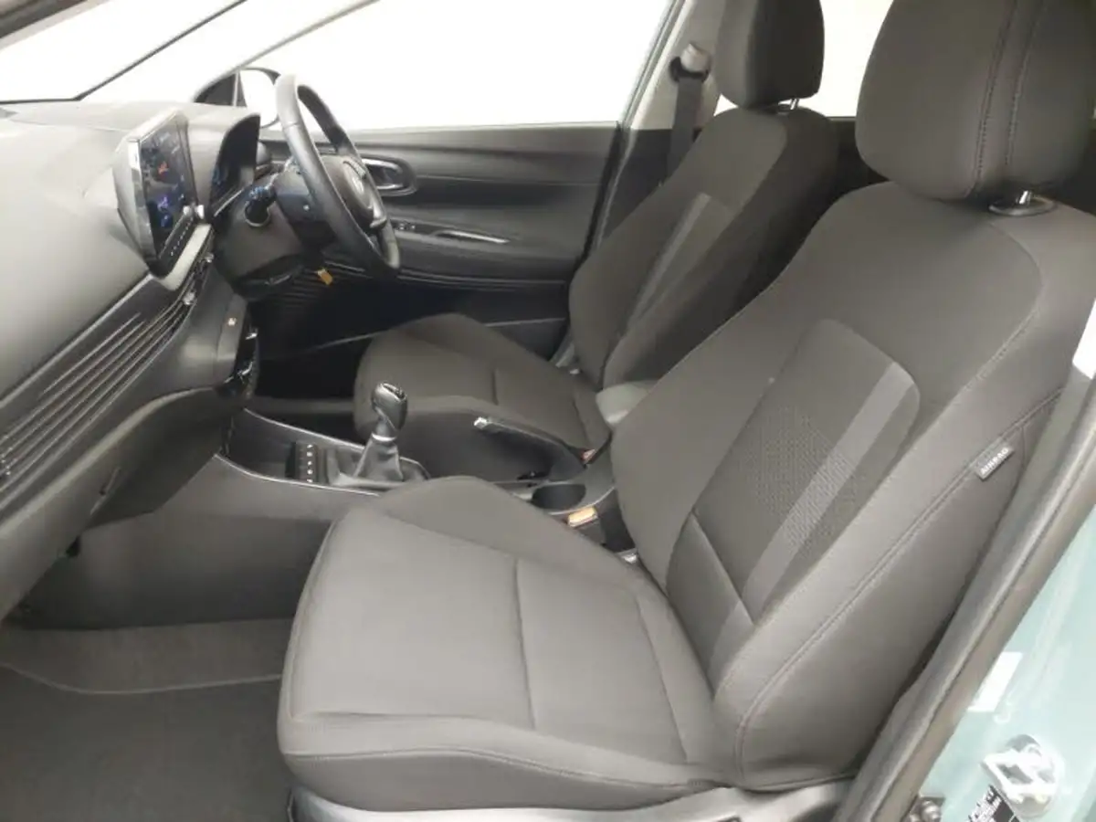 2024-hyundai-i20-10-t-gdi-premium-big-4