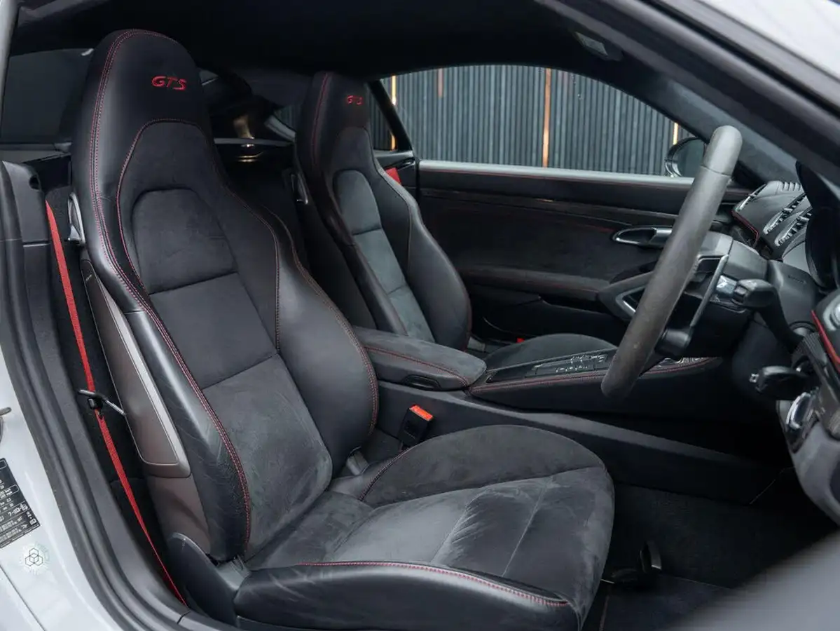 2019-porsche-cayman-718-25-cayman-gts-pdk-big-1