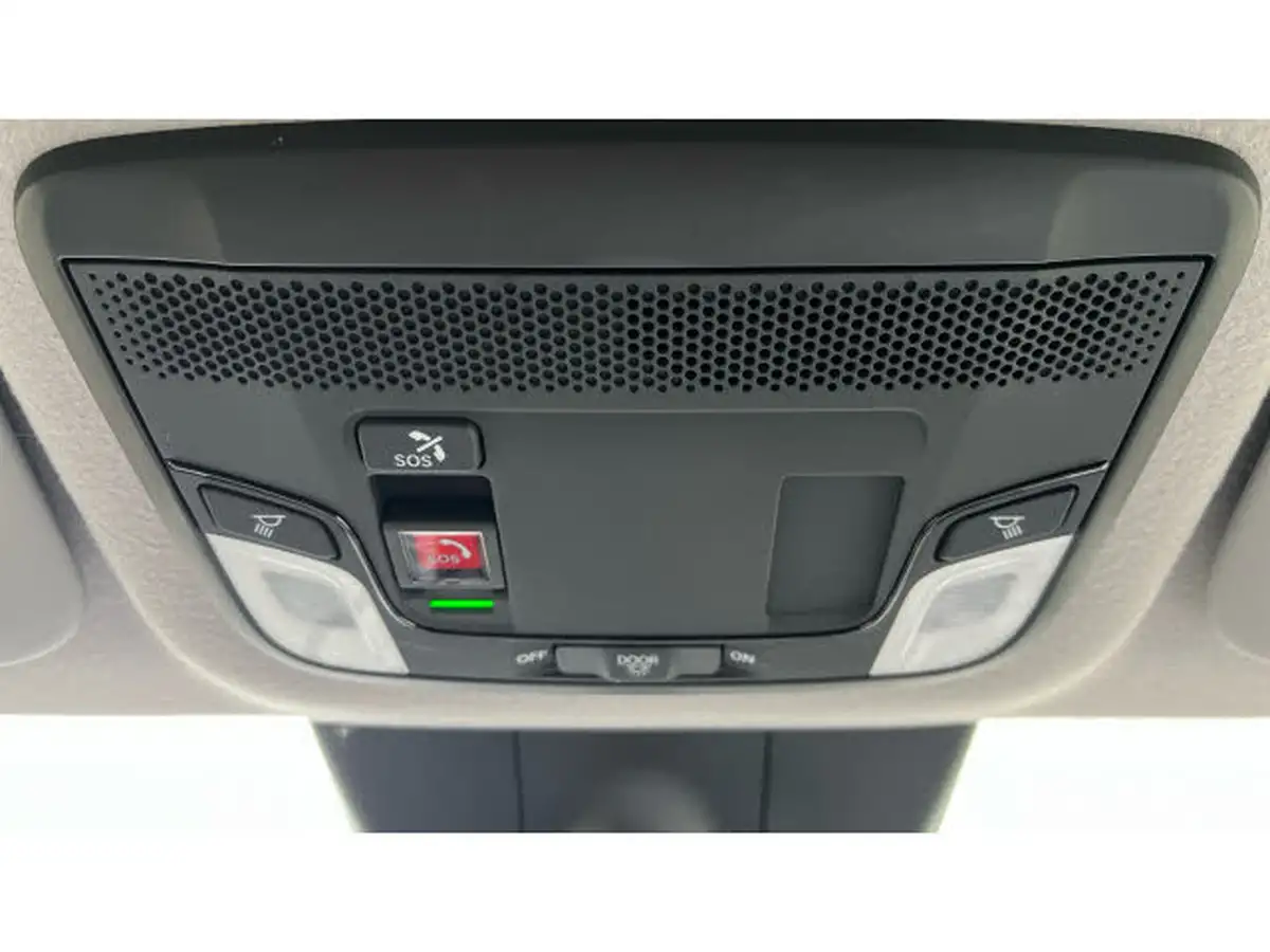 2020-honda-jazz-15-i-mmd-crosstar-ex-big-26