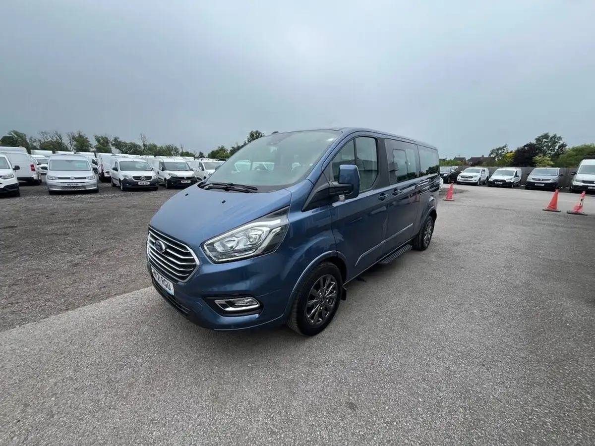 2021-ford-tourneo-custom-20tdci-320-l2-titanium-x-mhev-185pseu6dt-big-3