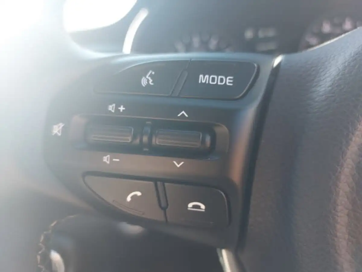 2024-kia-stonic-10-t-gdi-3-98bhp-dct-big-13