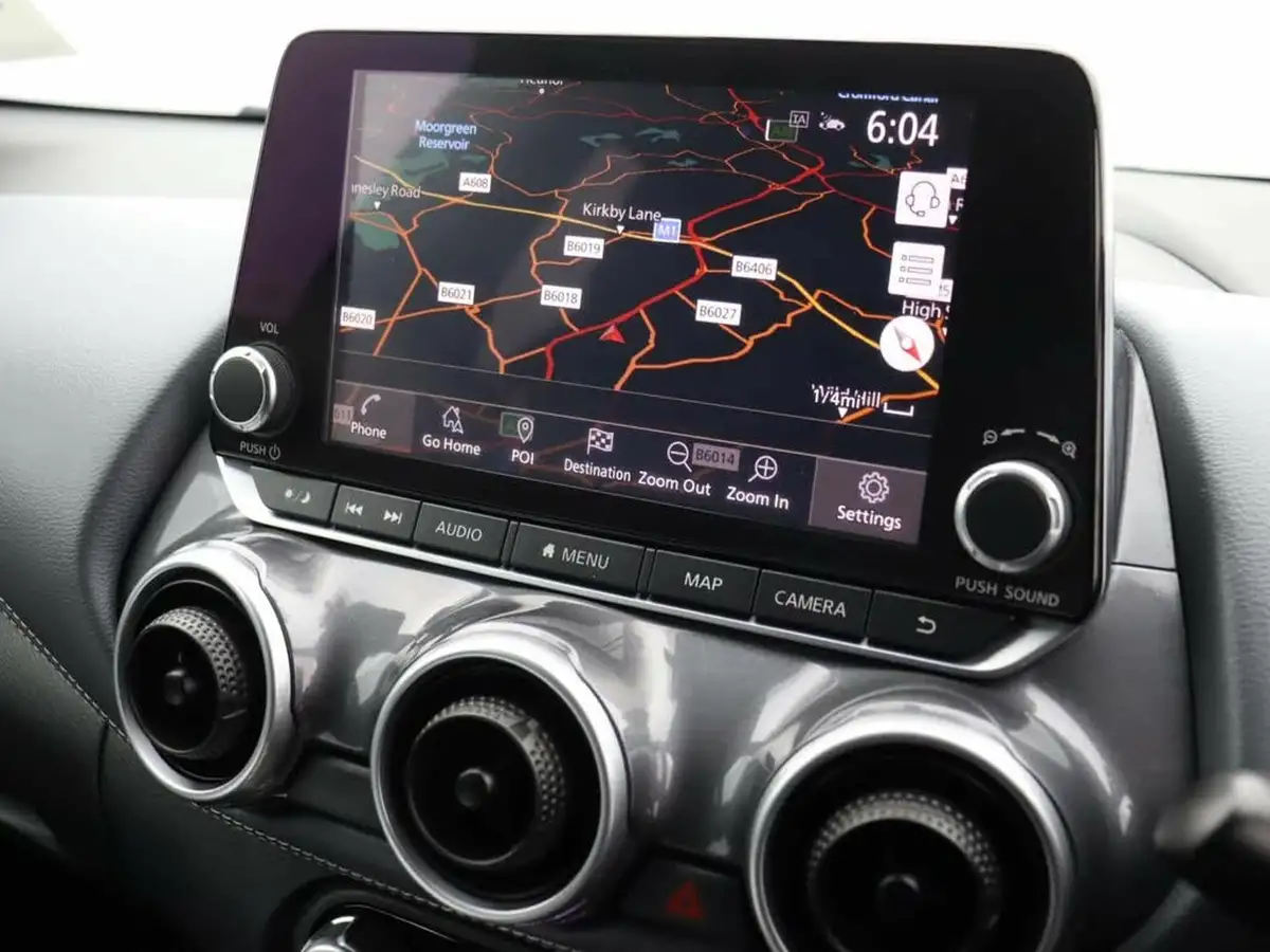 2021-nissan-juke-10-dig-t-n-connecta-dct-big-22