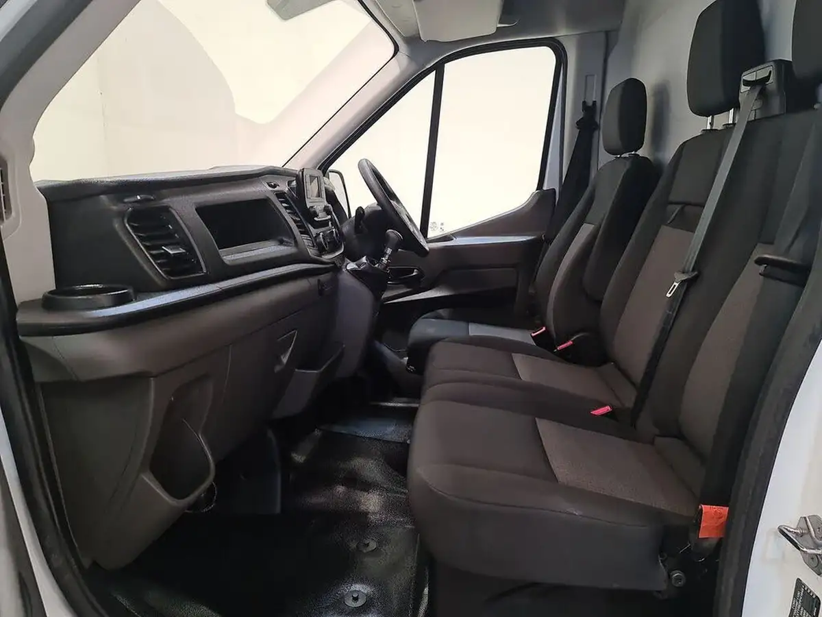 2024-ford-transit-big-18