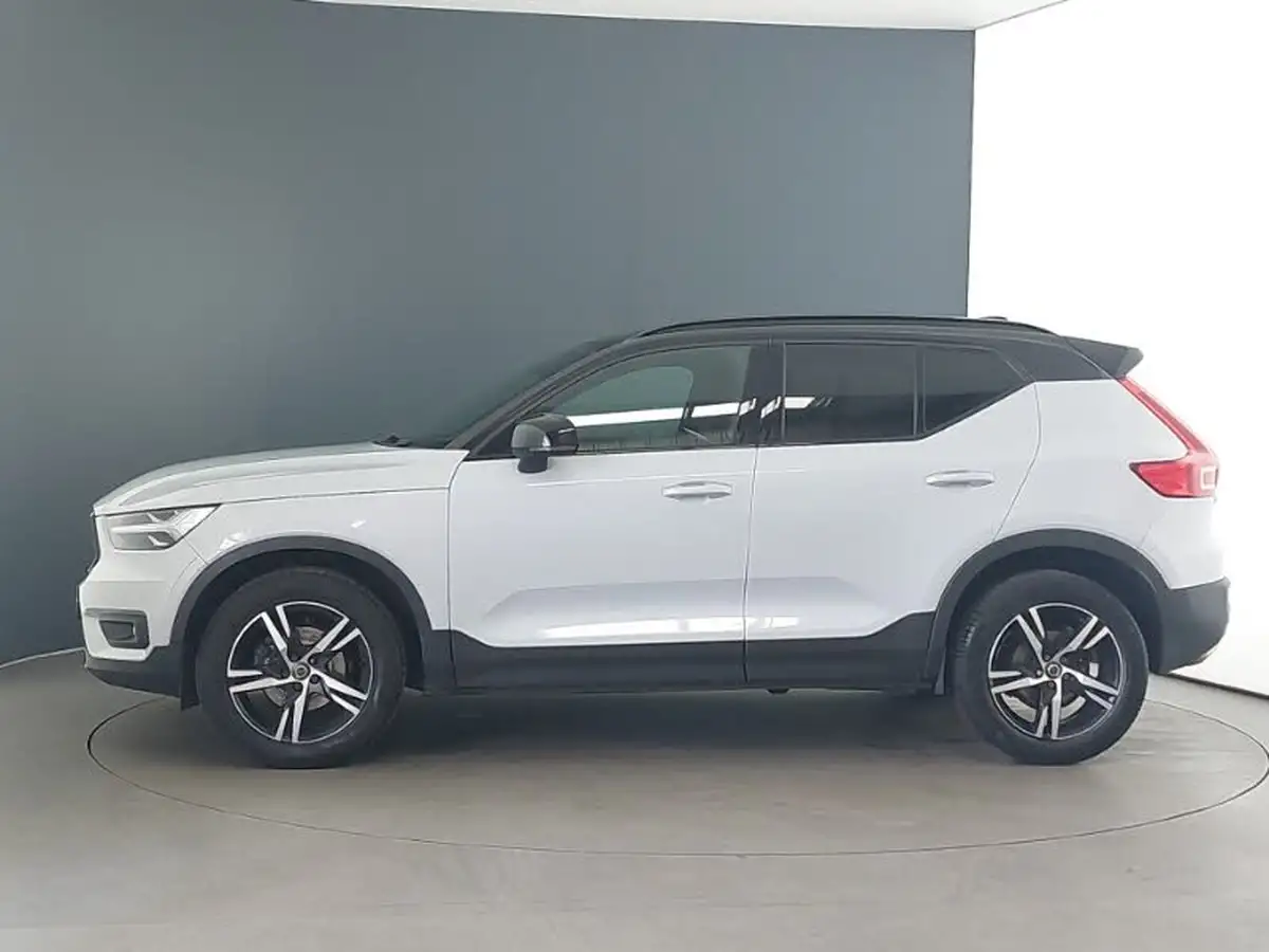 2019-volvo-xc40-15-t3-r-design-163bhp-big-3