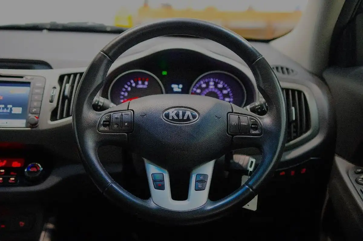 2014-kia-sportage-17-crdi-3-sat-nav-big-15