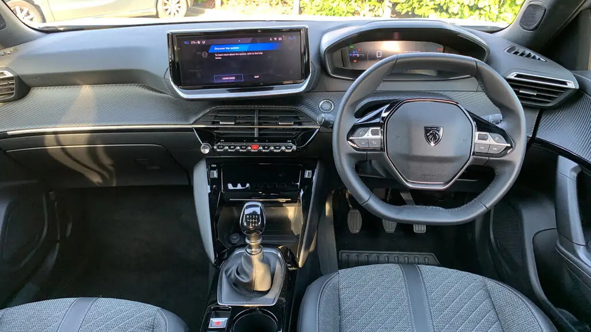 2024-peugeot-2008-suv-12-puretech-allure-130ps-big-3