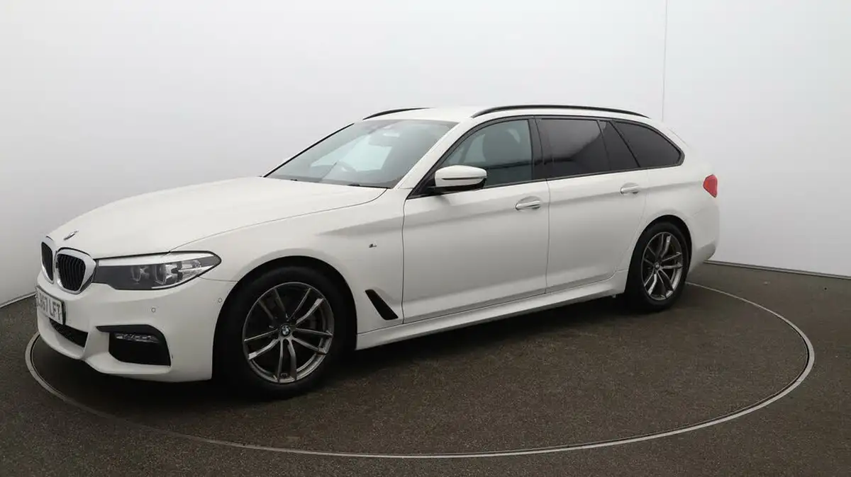 2017-bmw-5-series-20td-520d-m-sport-touring-5d-big-62