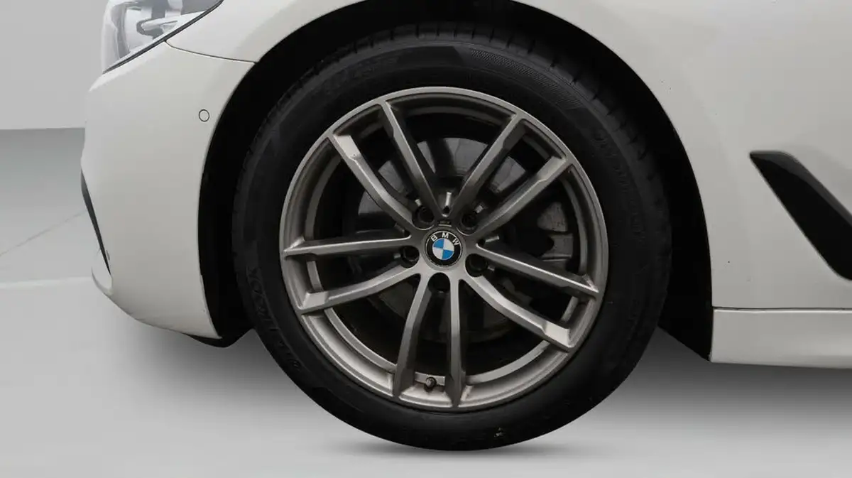 2017-bmw-5-series-20td-520d-m-sport-touring-5d-big-18