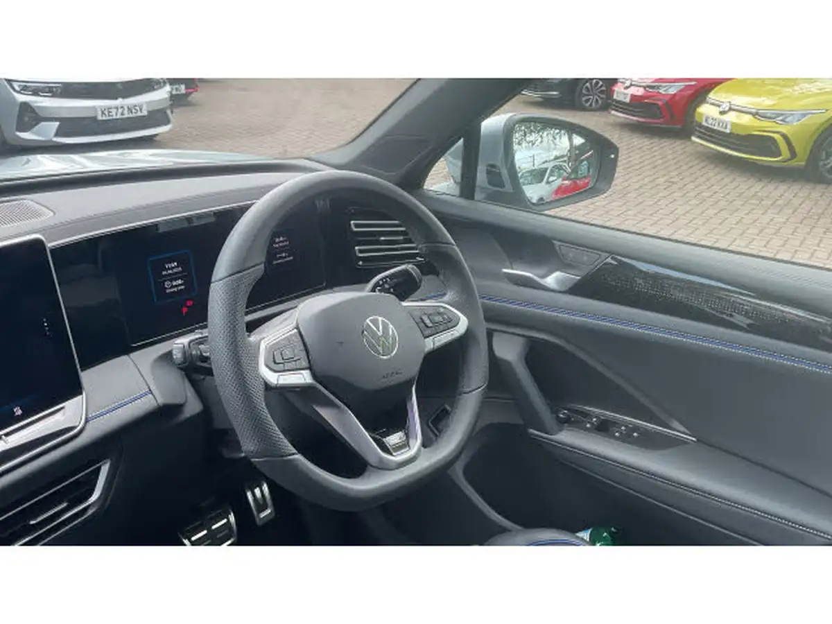 2024-volkswagen-tiguan-15-tsi-r-line-272ps-ehybrid-big-8