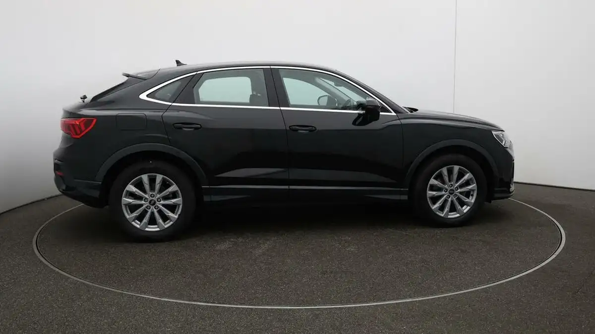 2021-audi-q3-15-35-tfsi-cod-sportback-s-tronic-big-40