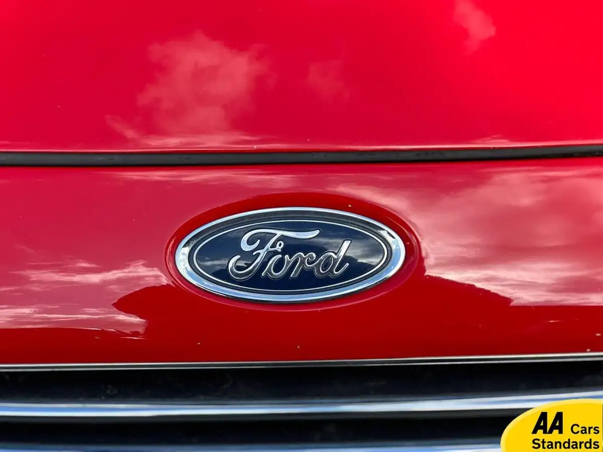 2013-ford-fiesta-10-zetec-100ps-ecoboost-ss-5d-big-9
