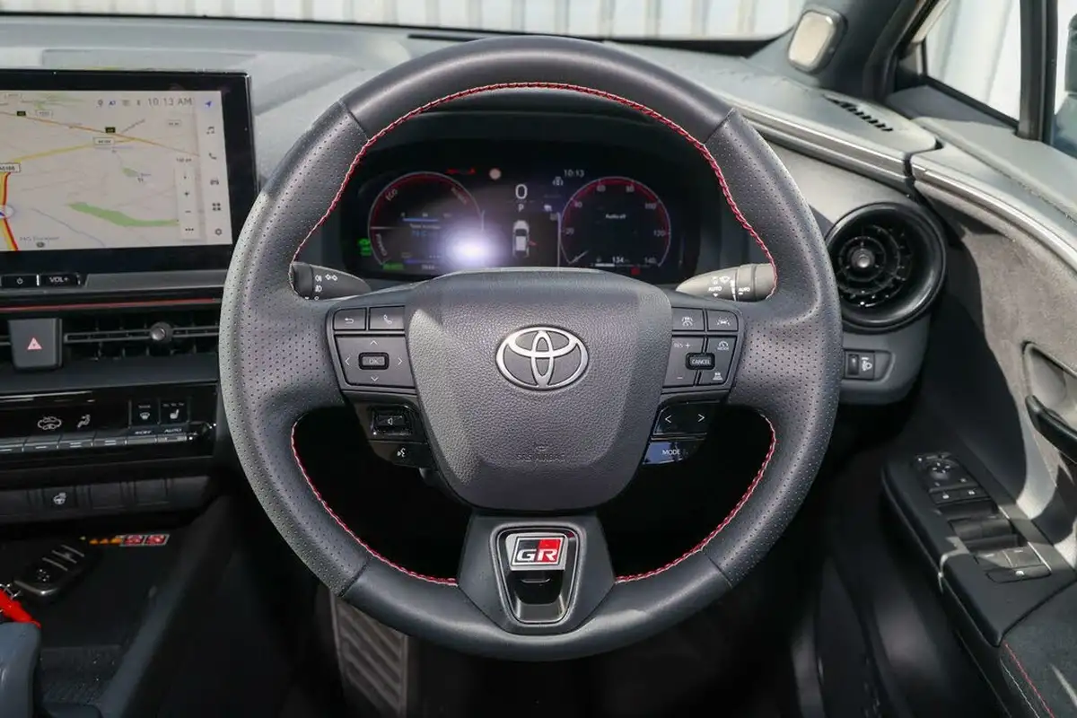 2024-toyota-c-hr-20-vvt-i-gr-sport-220bhp-plug-in-safety-packpremium-pack-big-7
