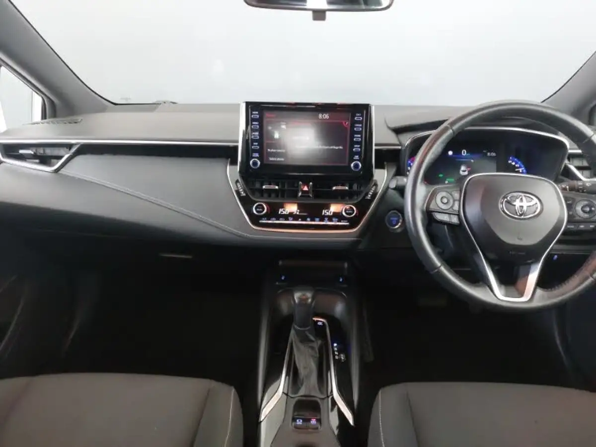 2022-toyota-corolla-20-vvt-i-icon-193bhp-hatchback-big-2