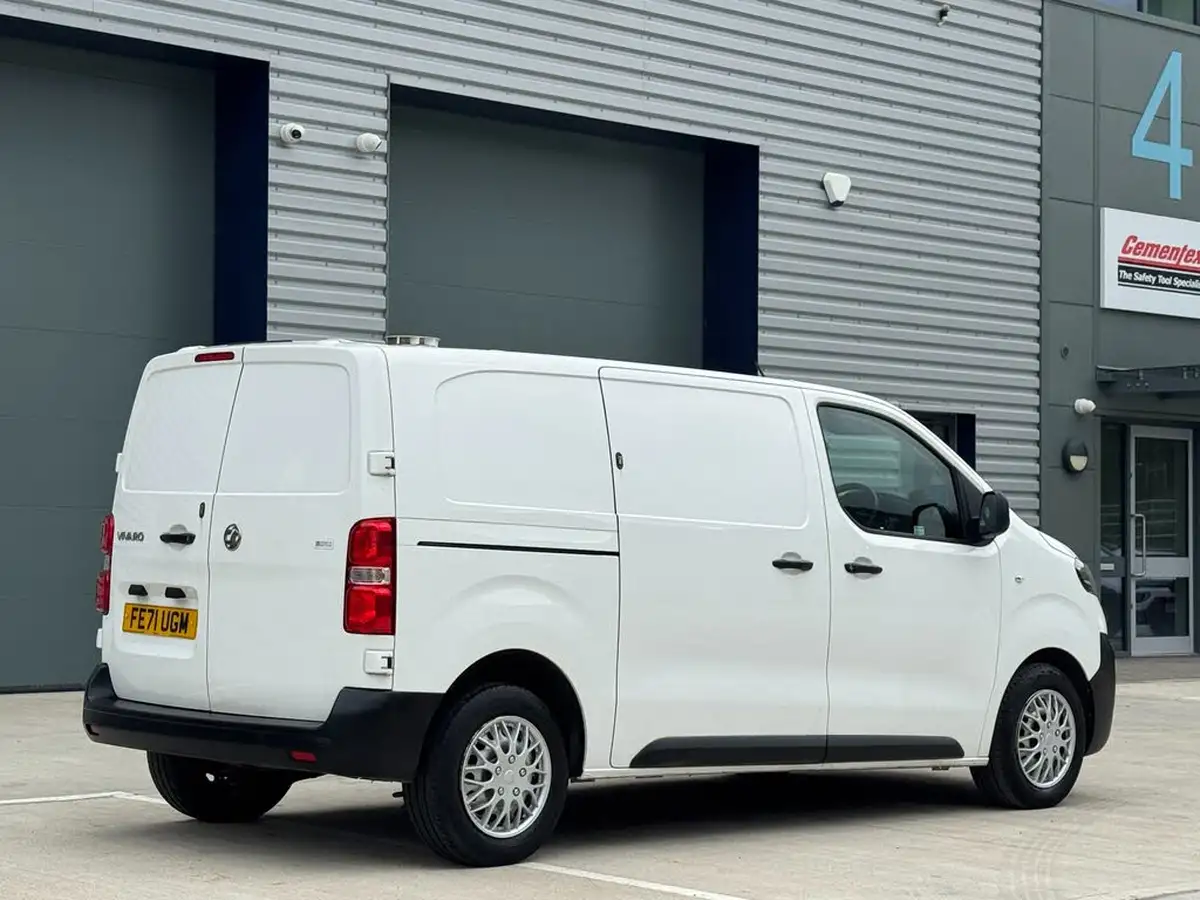 2021-vauxhall-vivaro-20td-3100-l1h1-dynamic-120pseu6dt-big-8