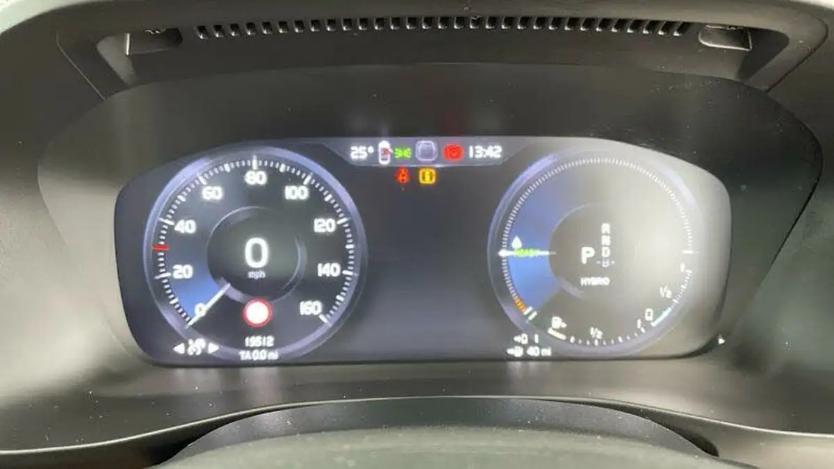 2021-volvo-xc40-15-t5-r-design-262bhp-big-10