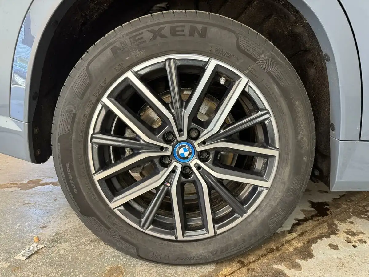 2024-bmw-ix1-e-edrive20-m-sport-big-30