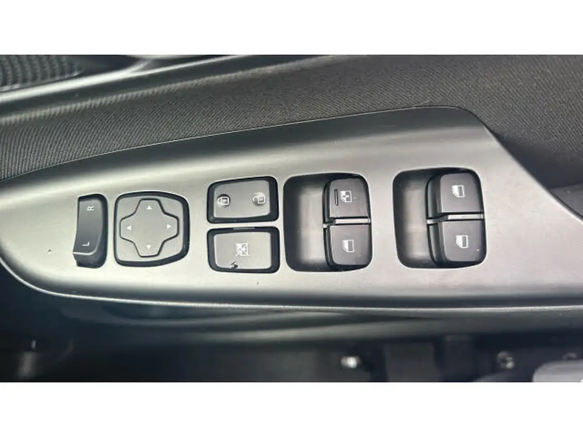 2022-hyundai-kona-16-gdi-se-connect-big-59