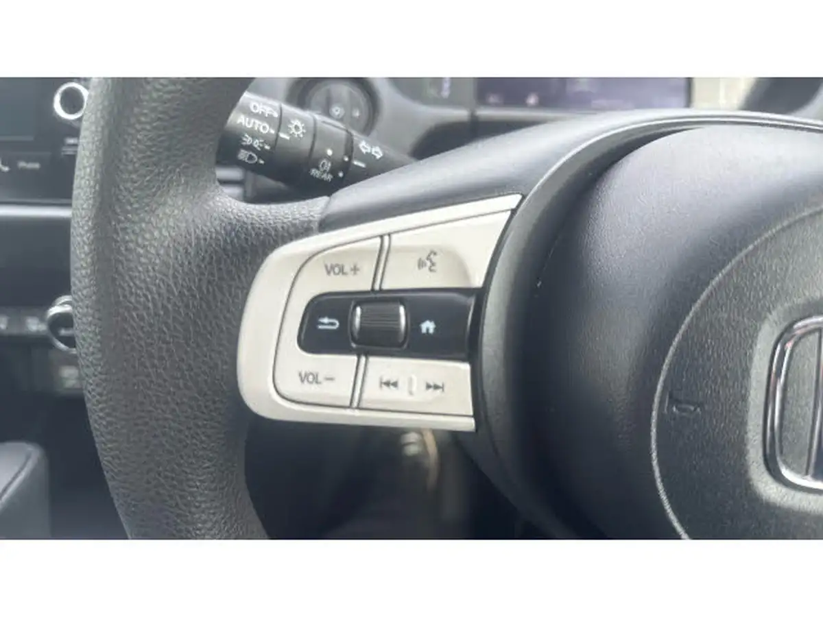 2022-honda-jazz-15-i-mmd-sr-109ps-big-13