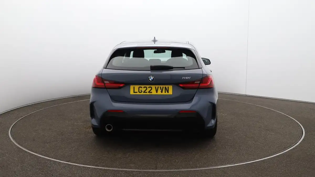 2022-bmw-1-series-15-118i-m-sport-lcp-dct-big-60