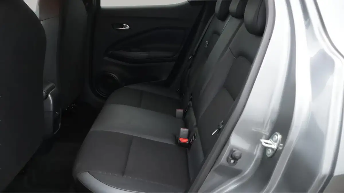 2023-nissan-juke-10-dig-t-n-connecta-dct-big-16