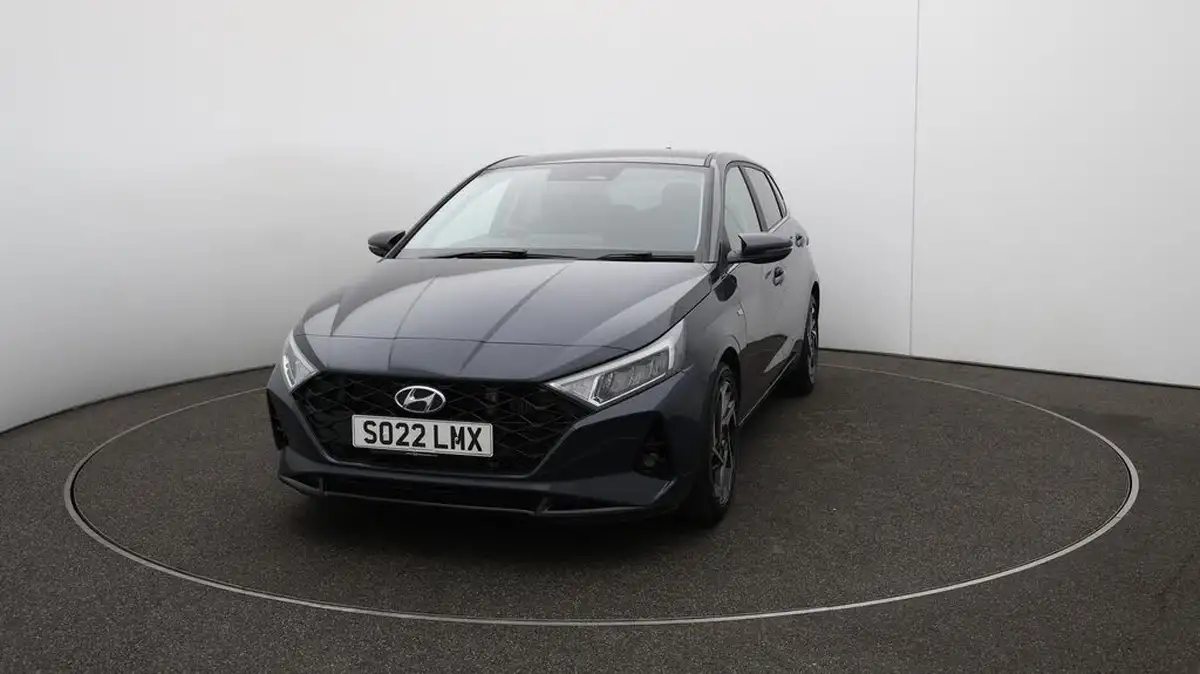 2022-hyundai-i20-10-t-gdi-premium-eclutch-imt-big-40