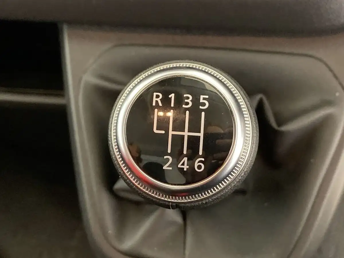 2023-renault-trafic-20dci-ll30-130-business-panel-big-21