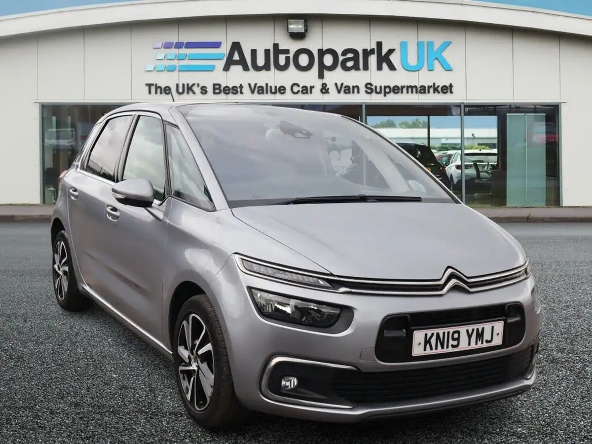 2019-citroen-c4-spacetourer-15bluehdi-flair-big-9