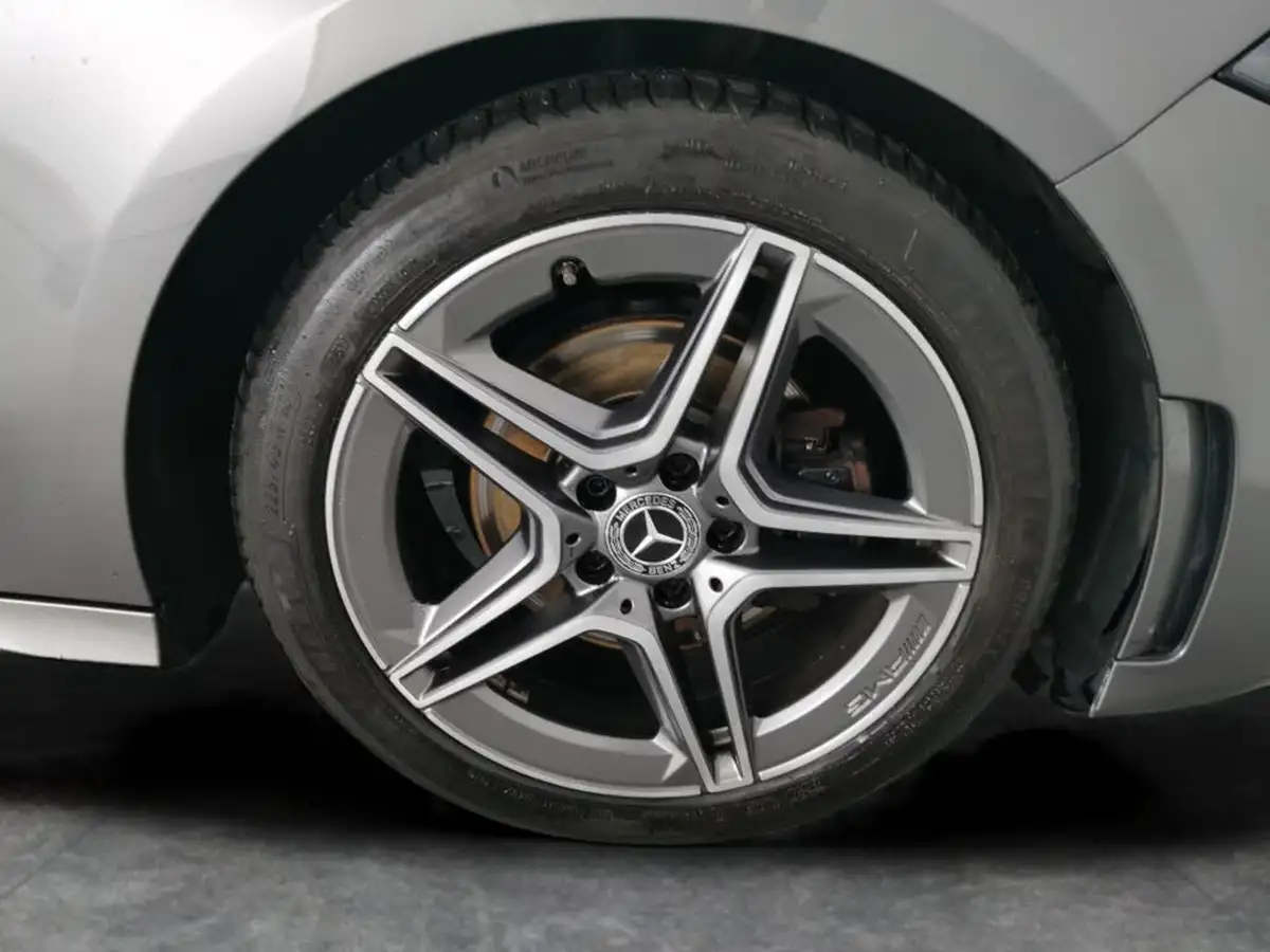 2019-mercedes-benz-a-class-13-a200-amg-line-hatchback-5d-7g-dct-big-32