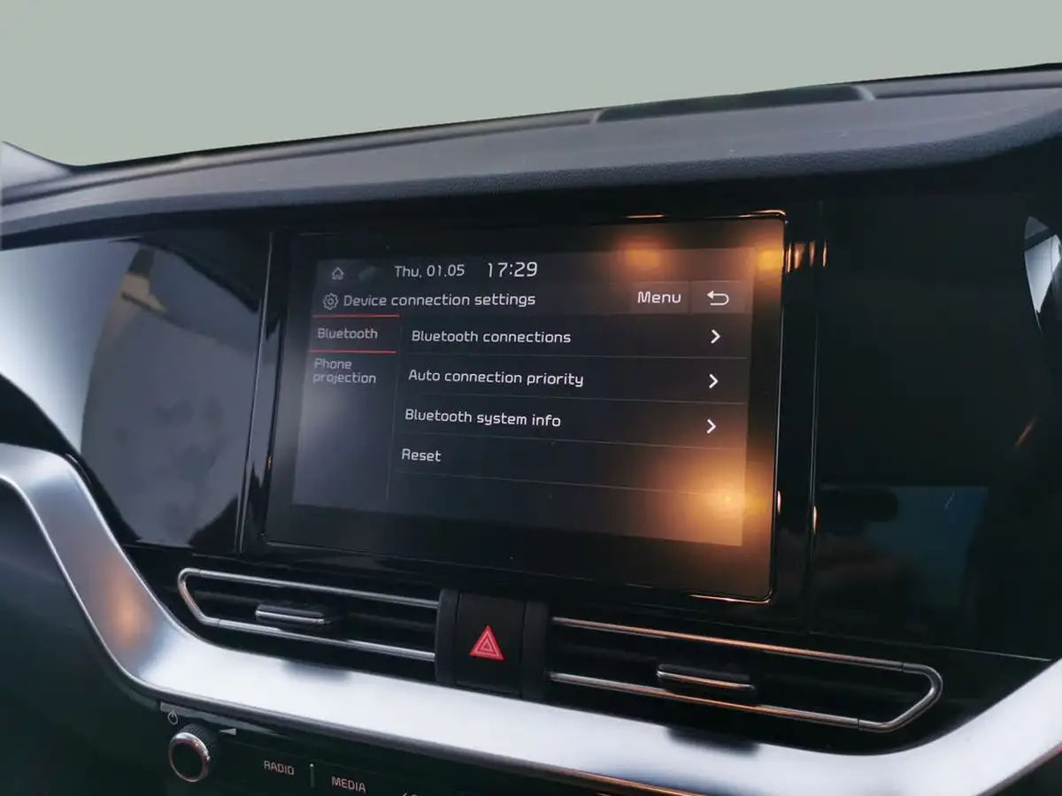 2022-kia-niro-ev-e-2-big-17