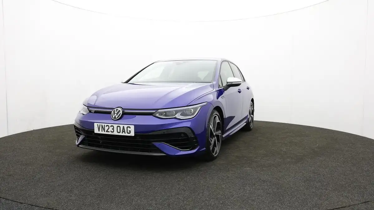 2023-volkswagen-golf-20-tsi-r-320ps-hatchback-big-60