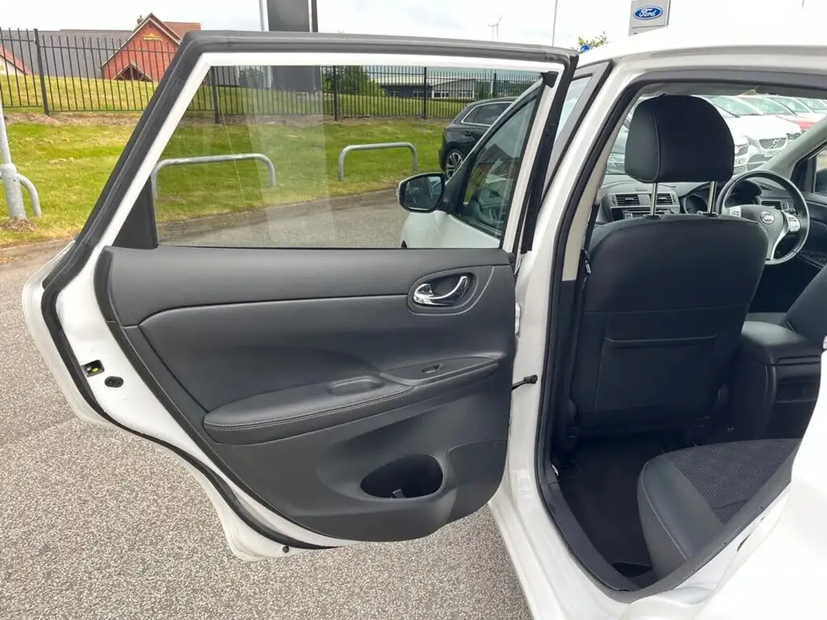 2017-nissan-pulsar-12-dig-t-n-connecta-ss-big-37