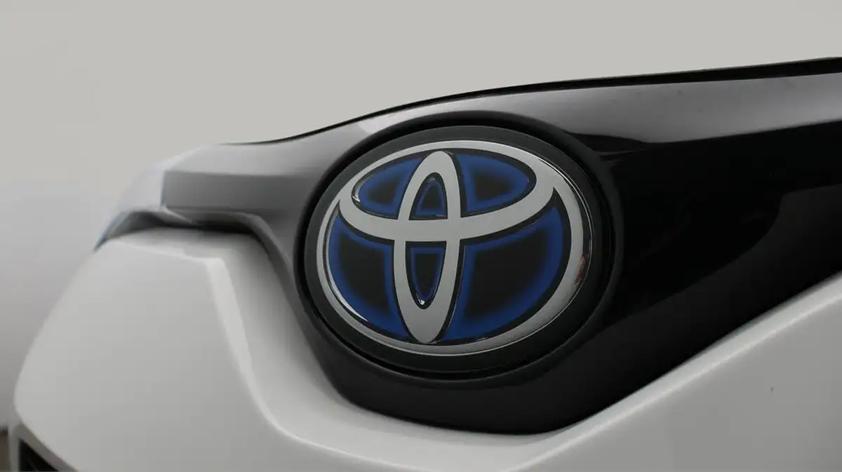 2020-toyota-c-hr-18-vvt-i-design-big-20