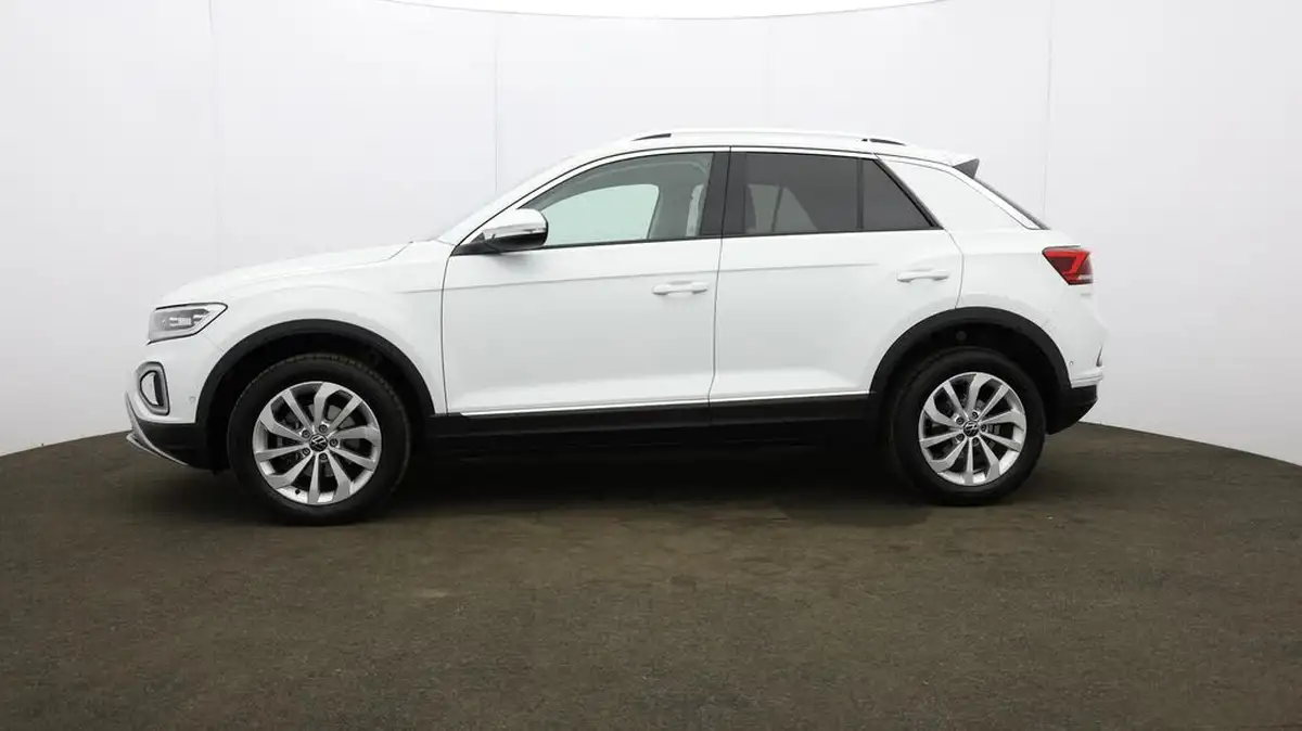 2023-volkswagen-t-roc-15-tsi-style-hatchback-5d-big-71