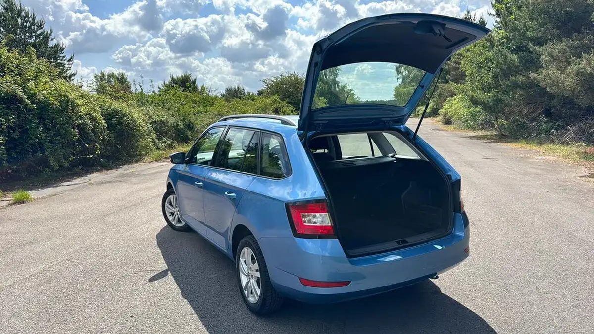 2019-skoda-fabia-10-mpi-se-75ps-estate-big-11