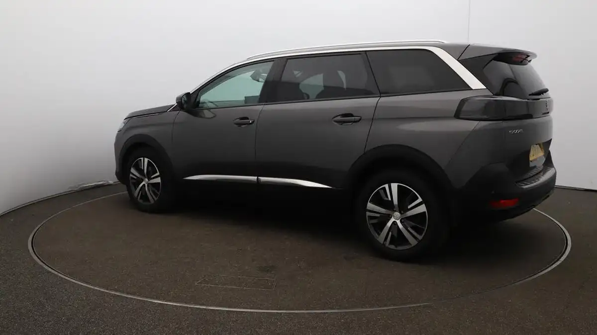 2021-peugeot-5008-suv-12-puretech-allure-premium-big-38