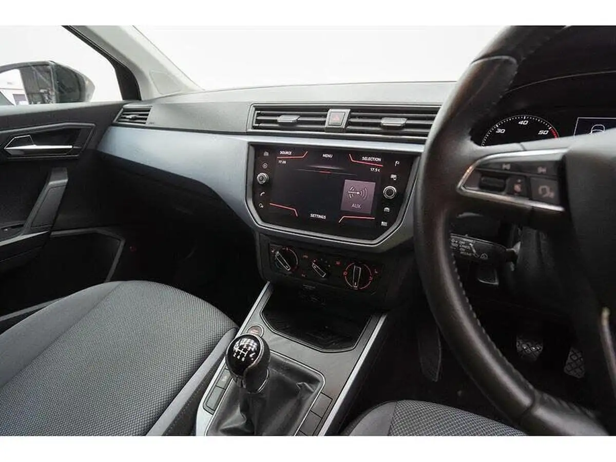 2019-seat-arona-16tdi-se-technology-lux-115ps-ss-big-35