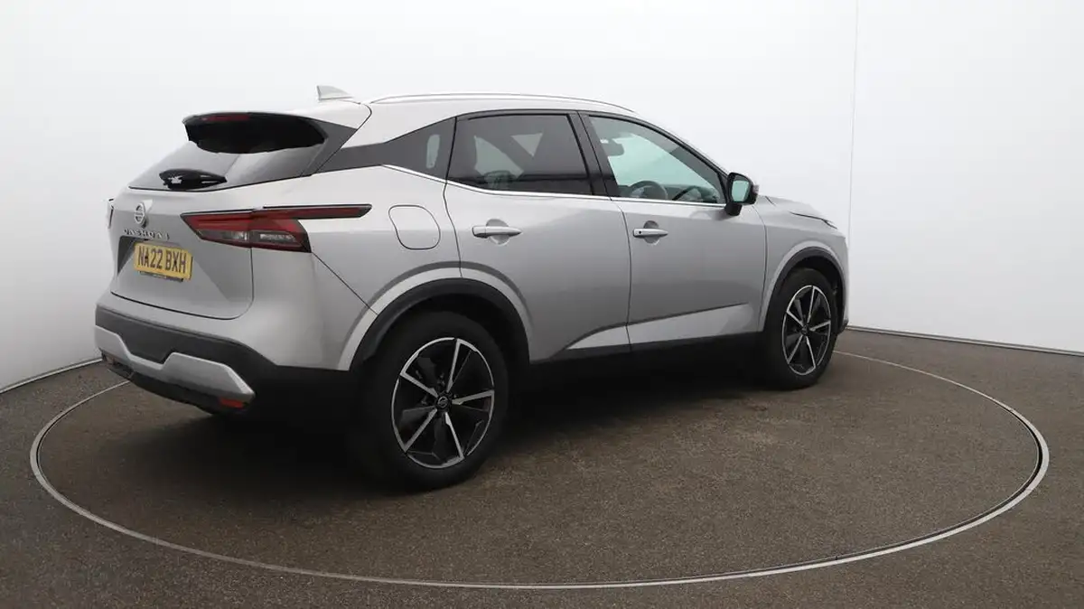 2022-nissan-qashqai-13-dig-t-tekna-158ps-big-44