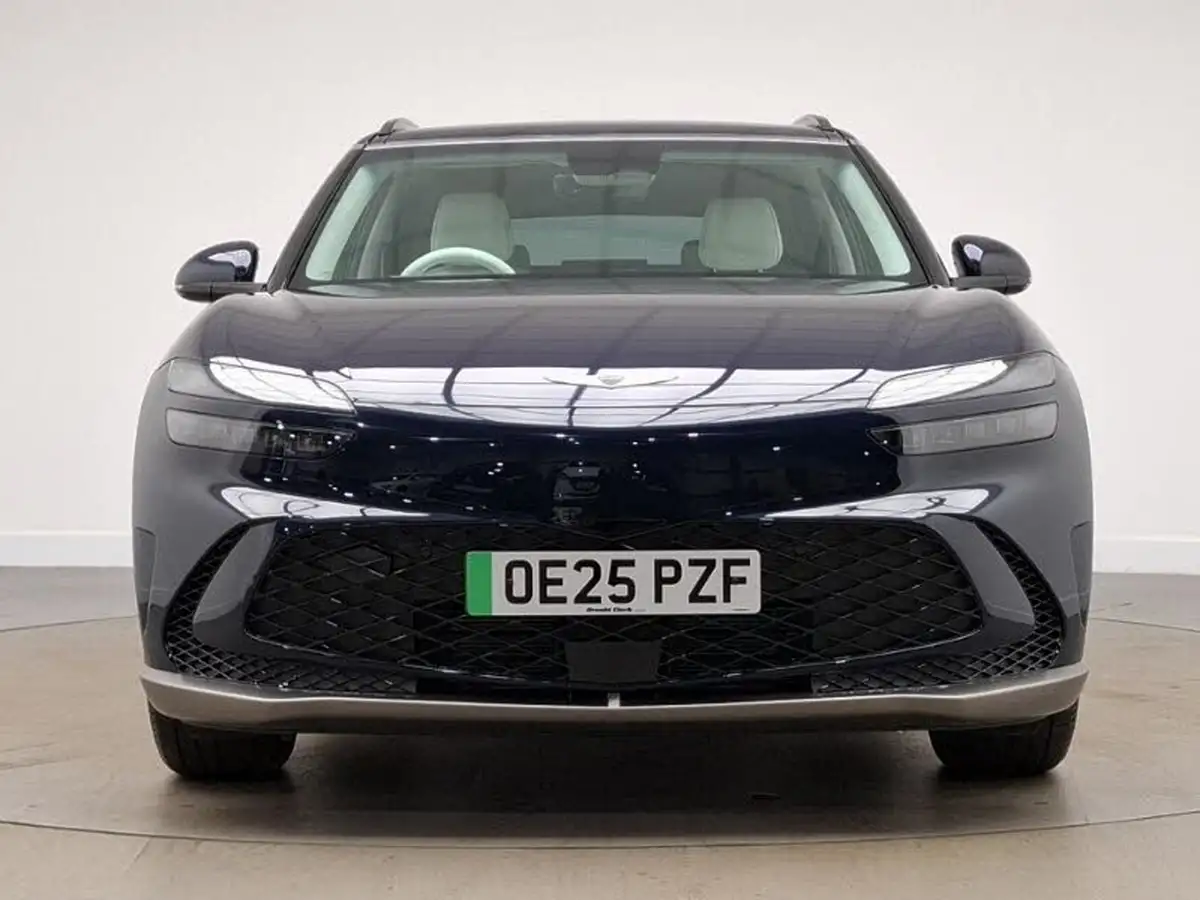 2025-genesis-gv60-e-premium-229ps-big-11