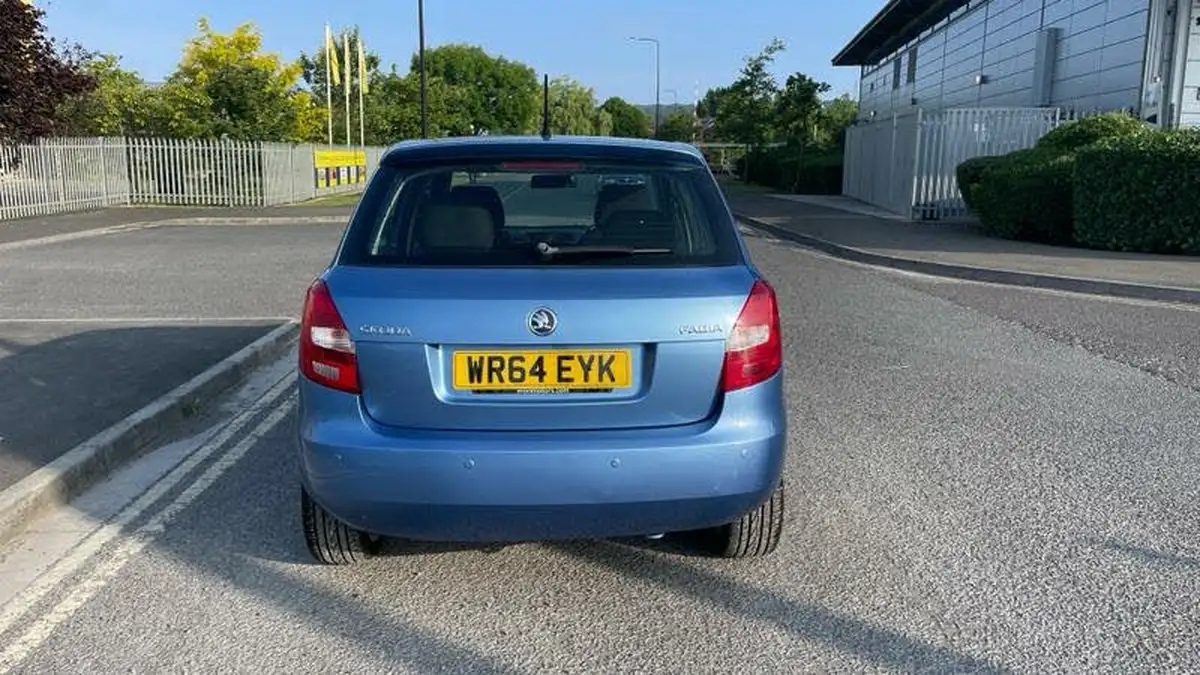 2014-skoda-fabia-12-elegance-hatchback-dsg-big-9