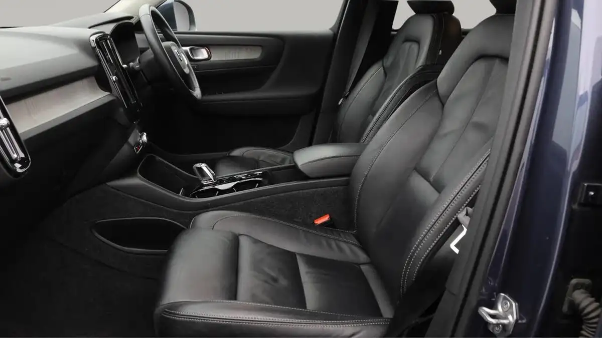 2021-volvo-xc40-15-t5-inscription-pro-258bhp-big-14