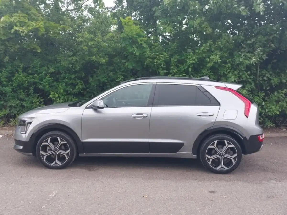 2024-kia-niro-16-gdi-127bhp-hev-132kwh-big-3