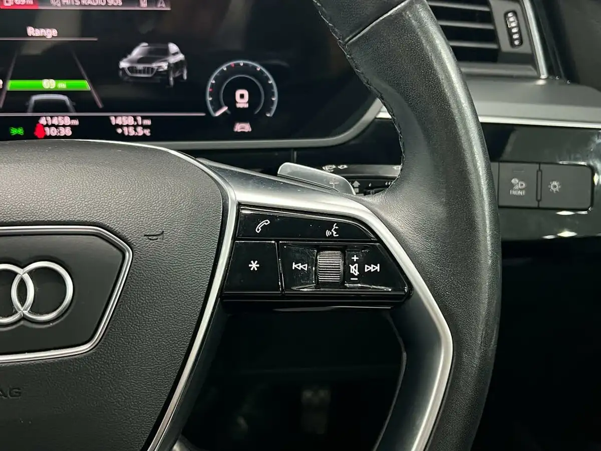 2021-audi-e-tron-50e-technik-station-wagon-big-62