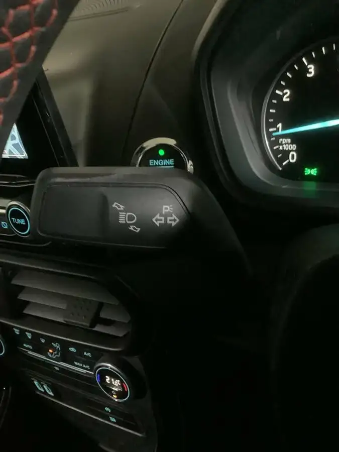 2019-ford-ecosport-10t-st-line-125ps-big-19